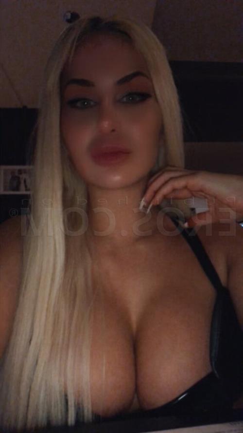 Firuzeh, escort in Te Aro - 1134