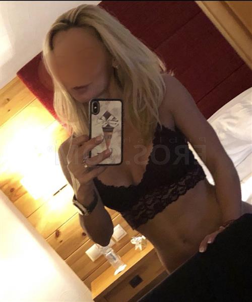 Ing, escort in Albany - 10654