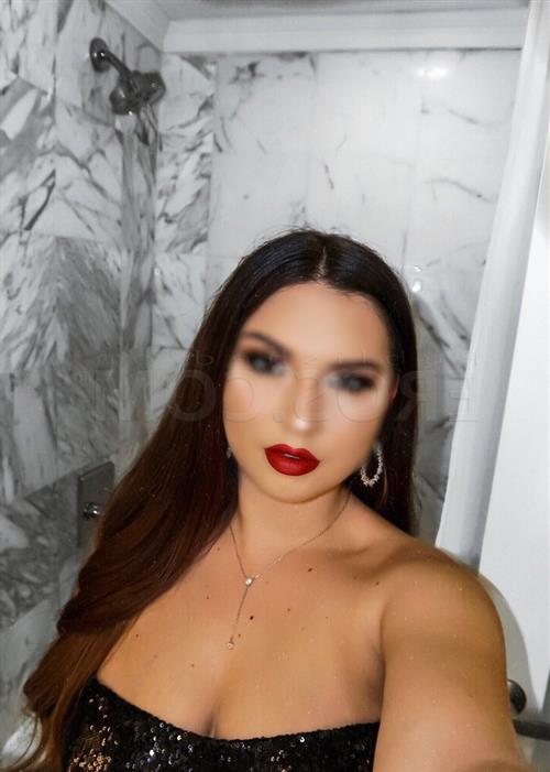 Kouzinia, escort in Takapuna - 15926