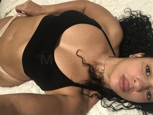 Escort Najaad, Whangarei - 6886