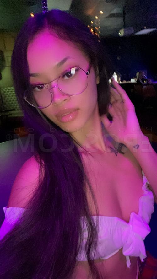 Escort Riika, Avondale - 11660