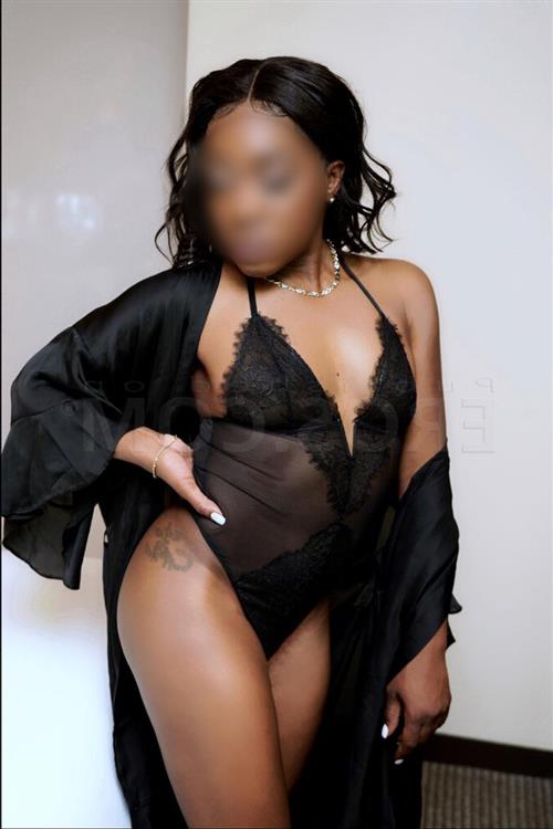 Escort Model Sagalind, New Plymouth - 4109